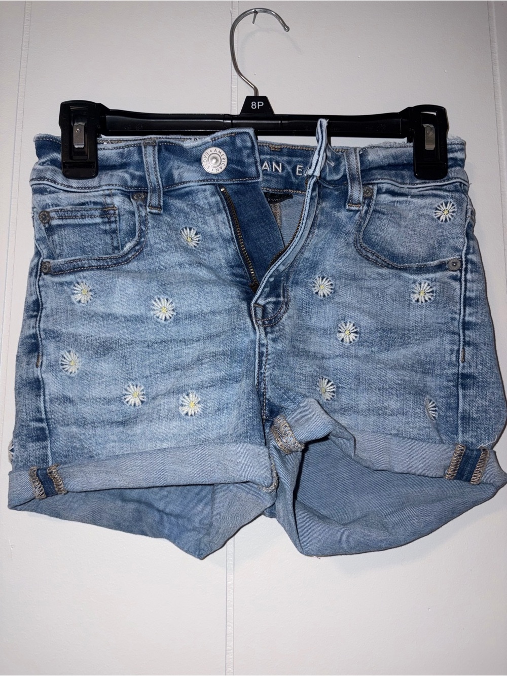 American Eagle Embroidered Daisy Light Blue Denim Shorts